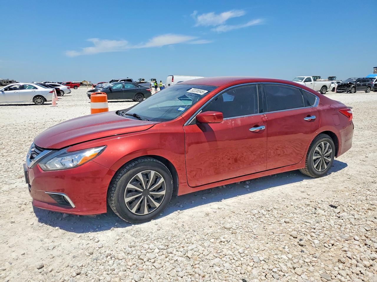 Salvage Nissan Altima Image