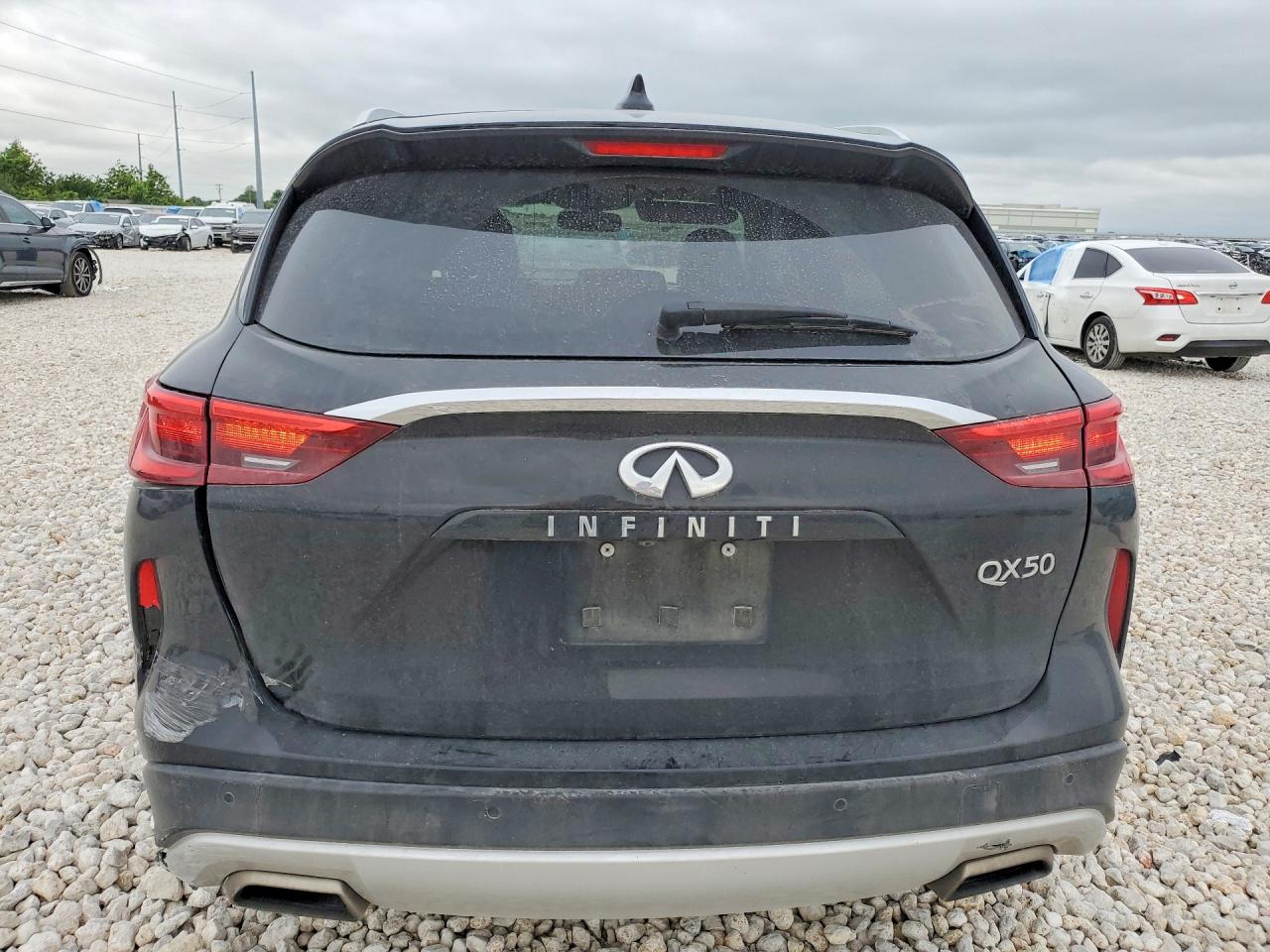 INFINITI Qx Luxe
