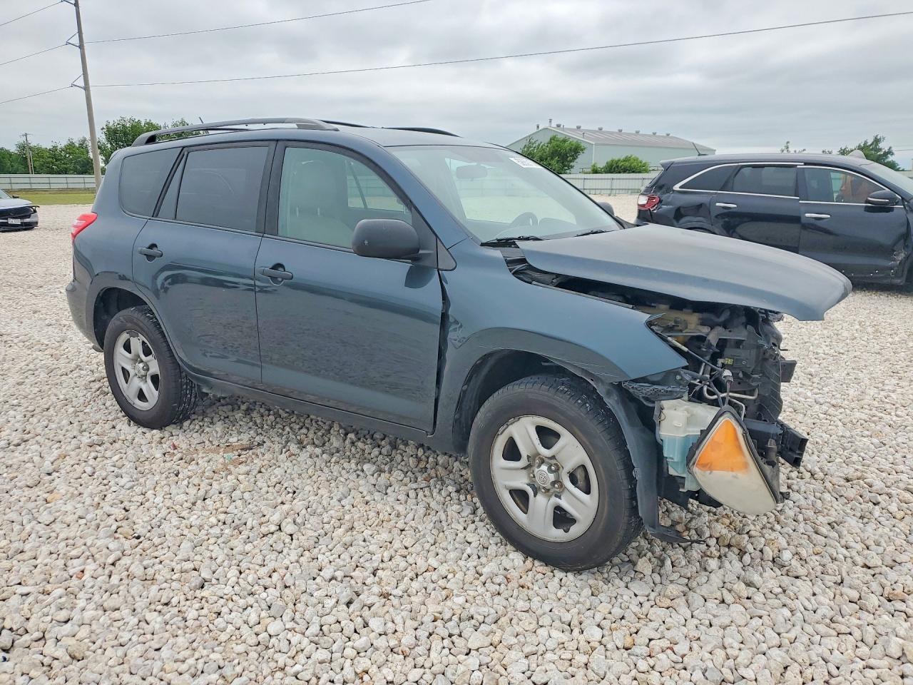 Toyota RAV4 Base
