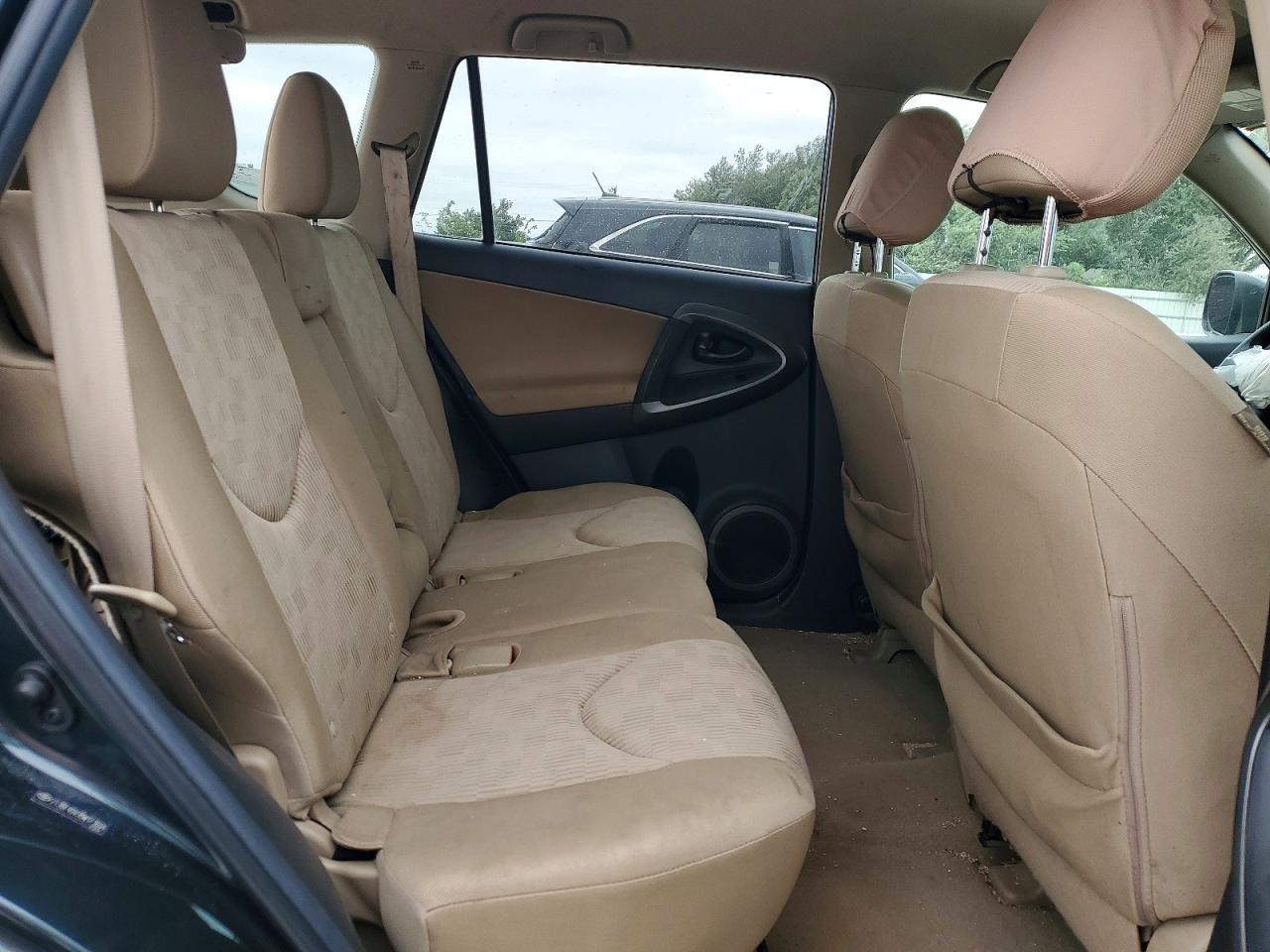 Toyota RAV4 Base