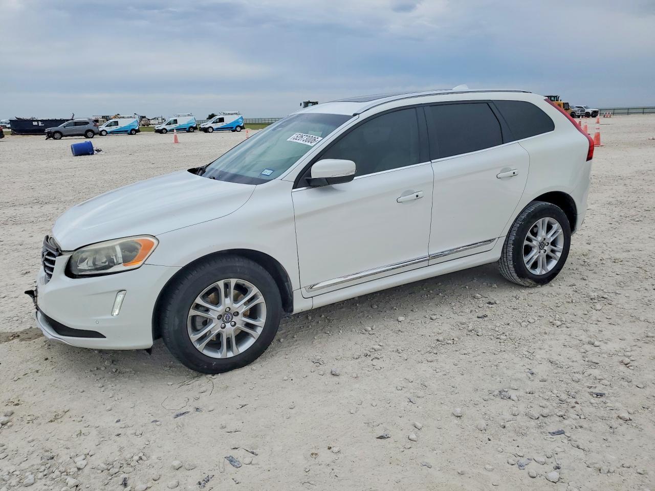 Salvage Volvo XC60 Image
