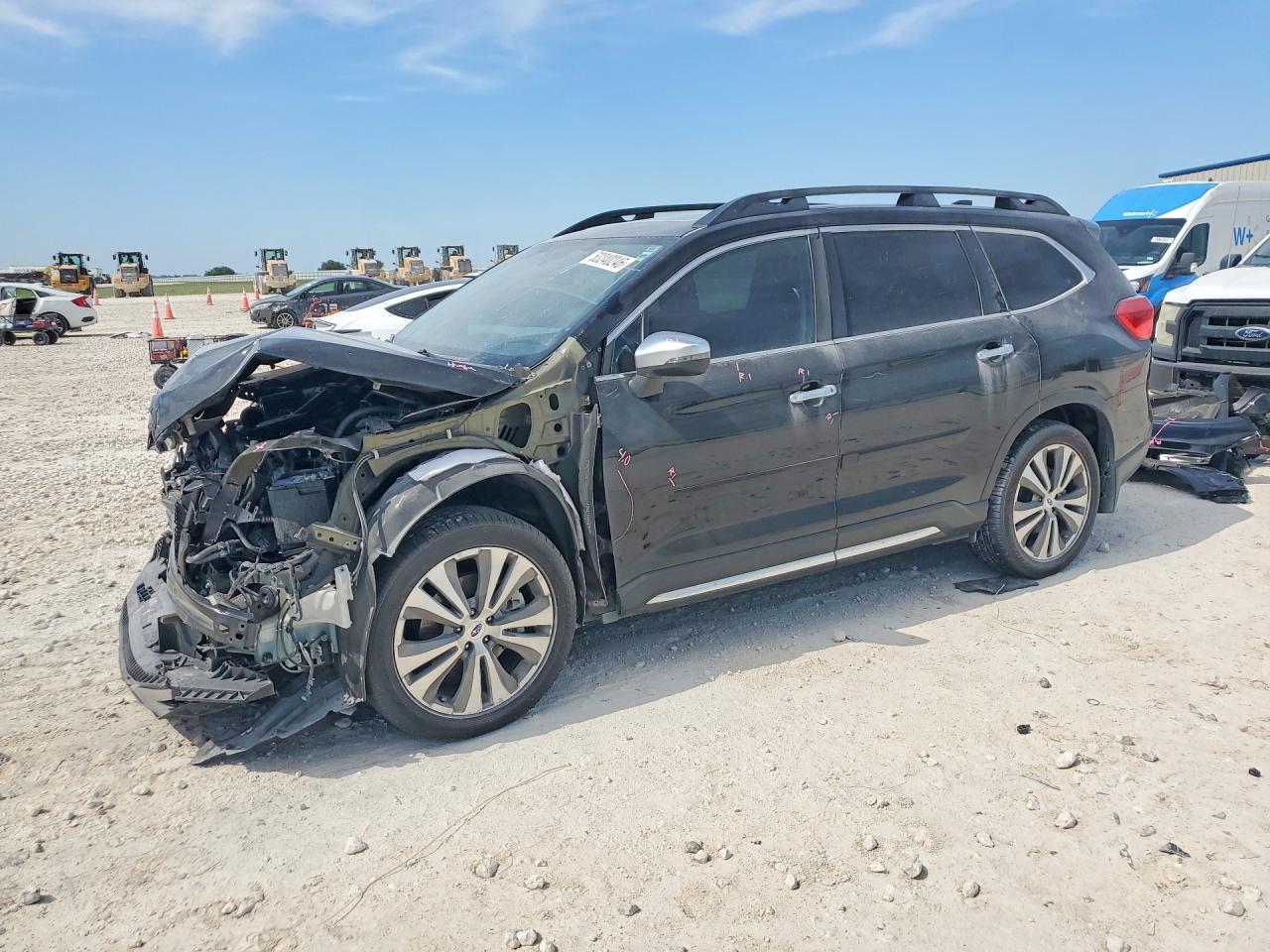 Salvage Subaru Ascent Image