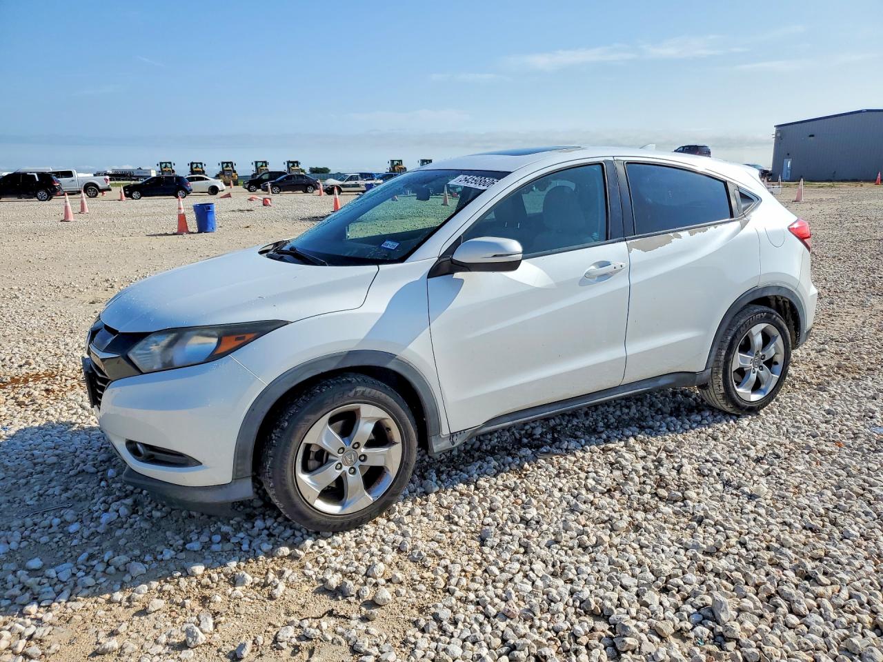 Salvage Honda HR-V Image