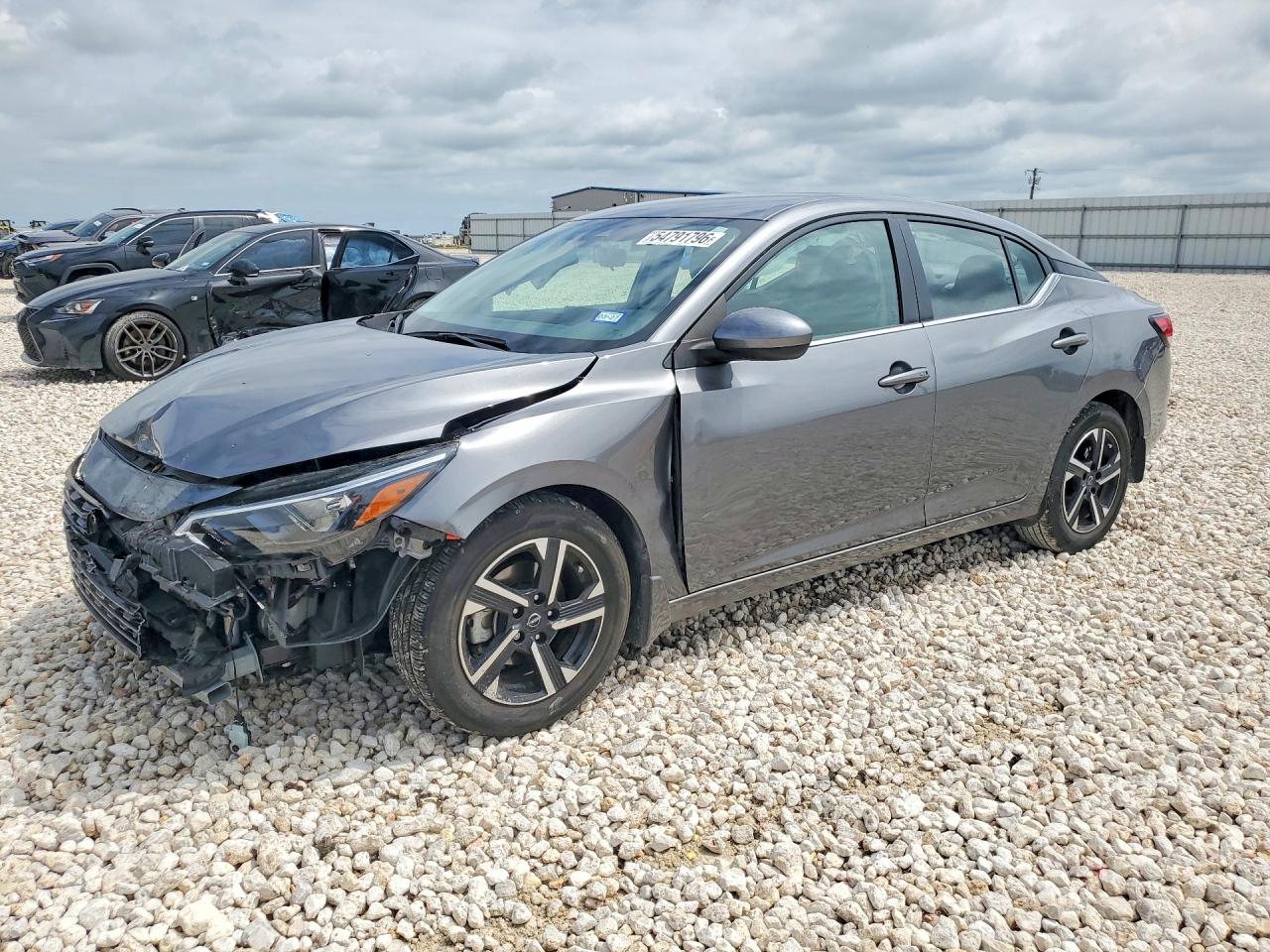 Salvage Nissan Sentra Image