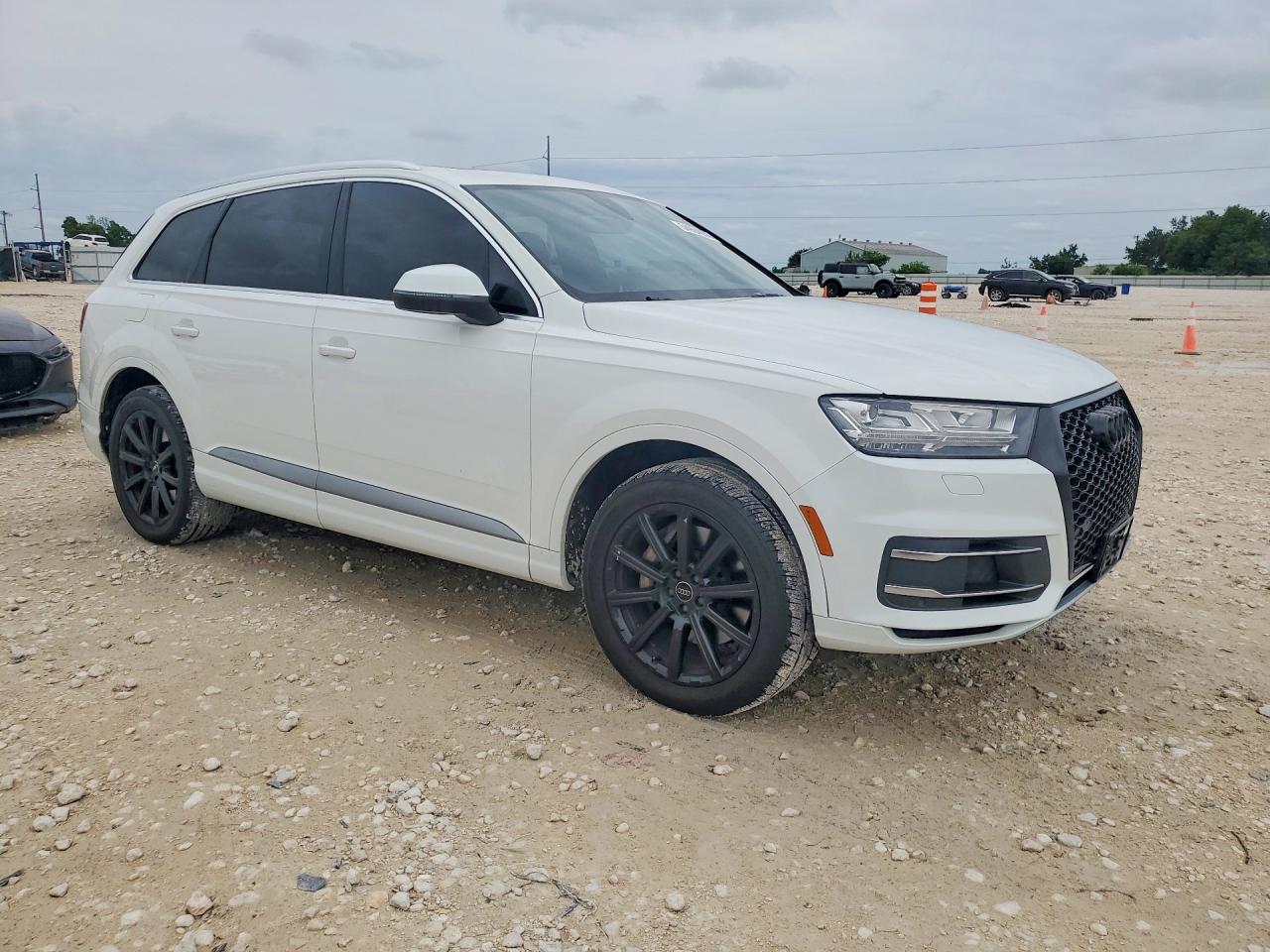 Audi Q7 Premium Plus