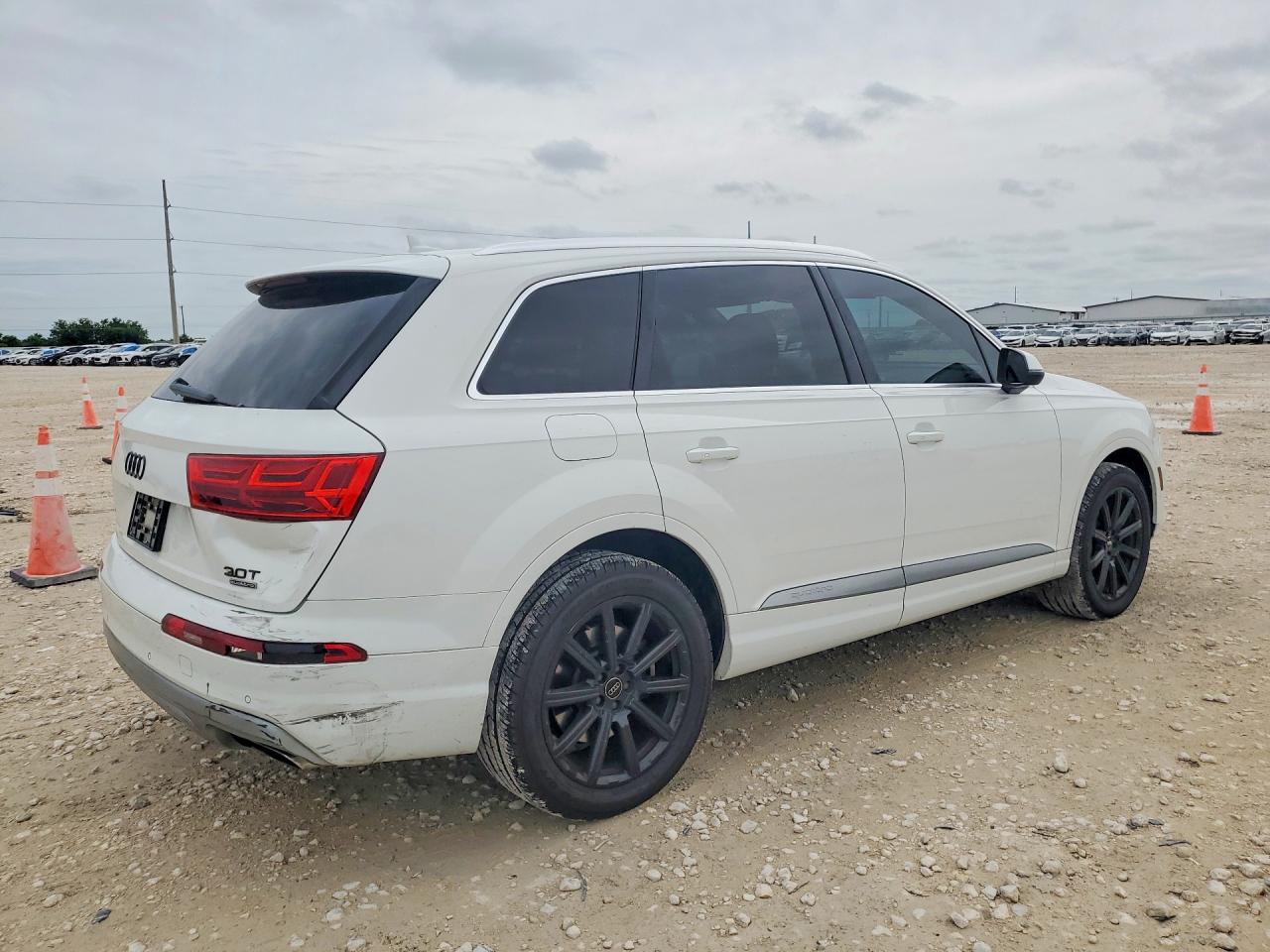 Audi Q7 Premium Plus
