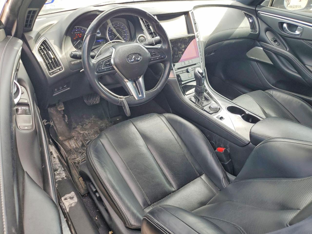 INFINITI Q60 Base