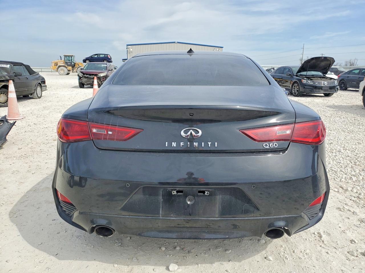 INFINITI Q60 Base