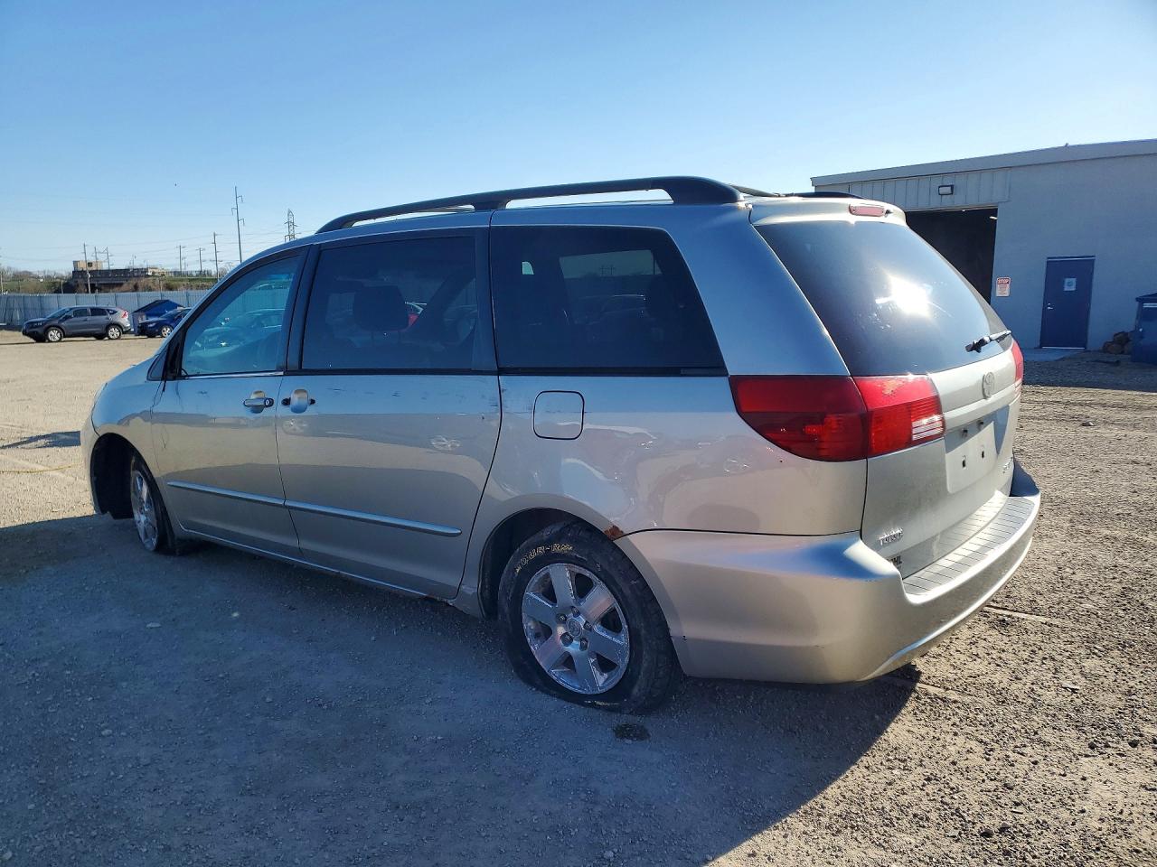 Toyota Sienna Le