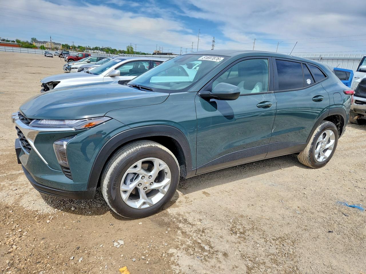 Salvage Chevrolet Trax Image