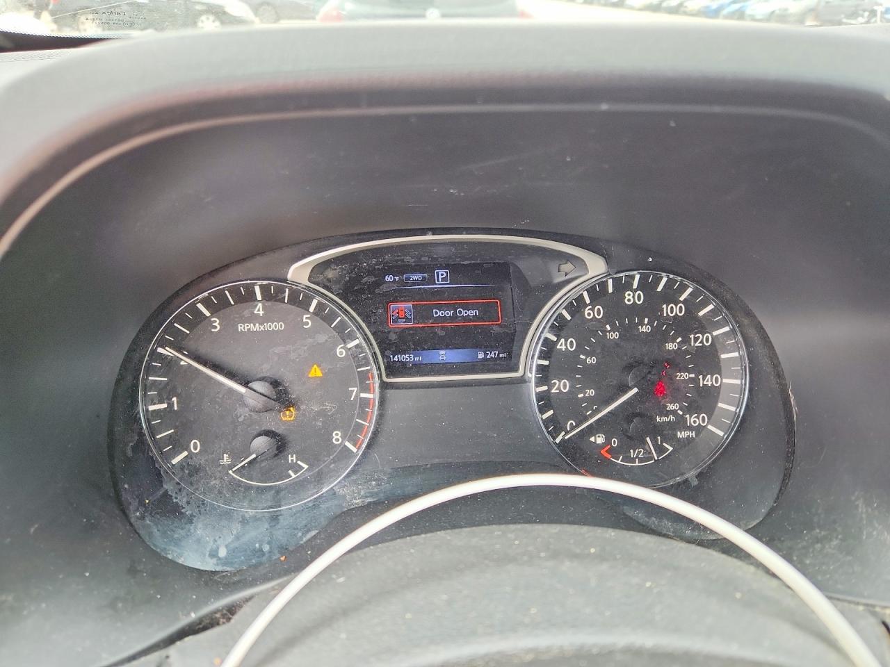 Nissan Pathfinder Sv