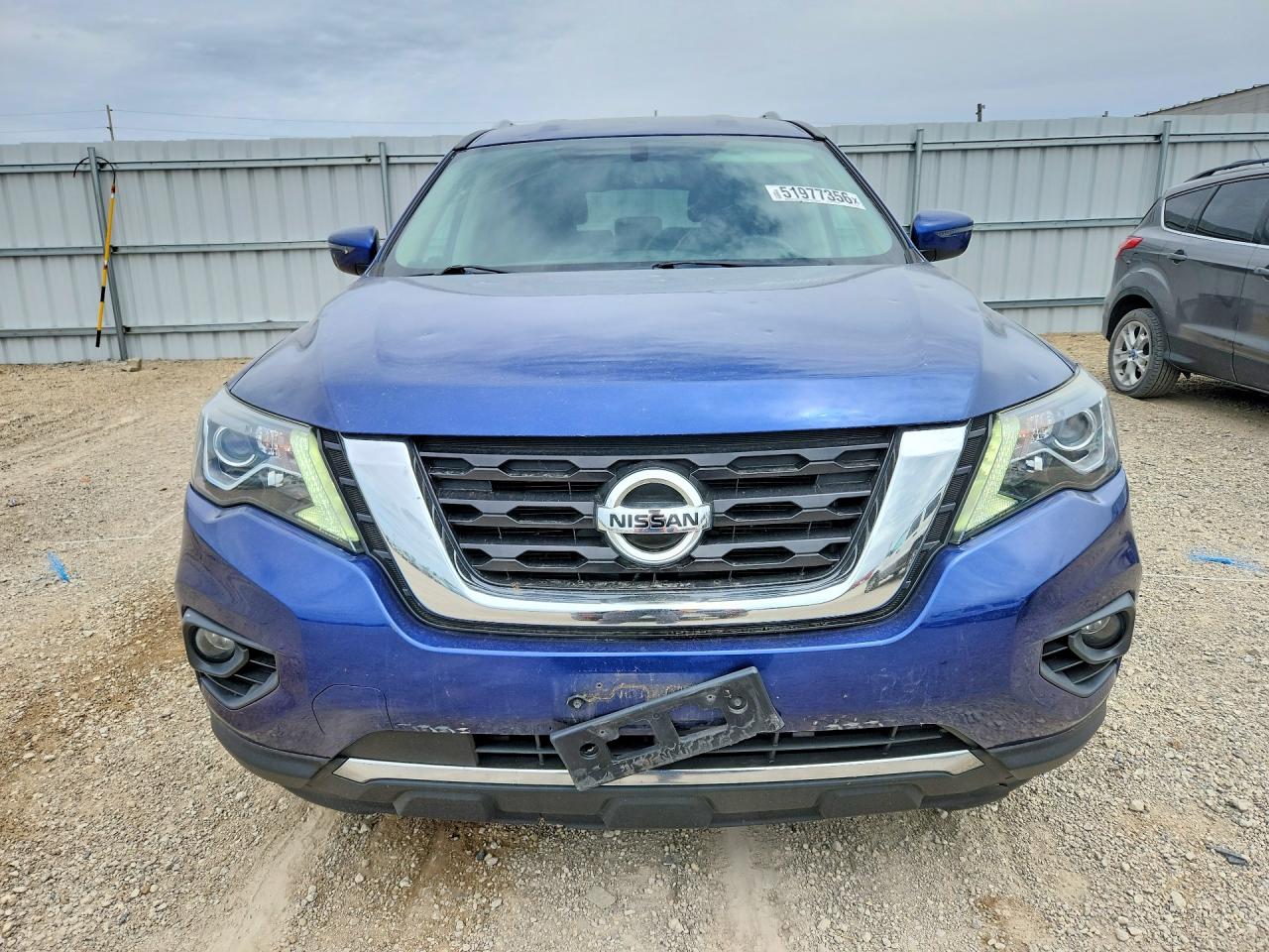 Nissan Pathfinder Sv