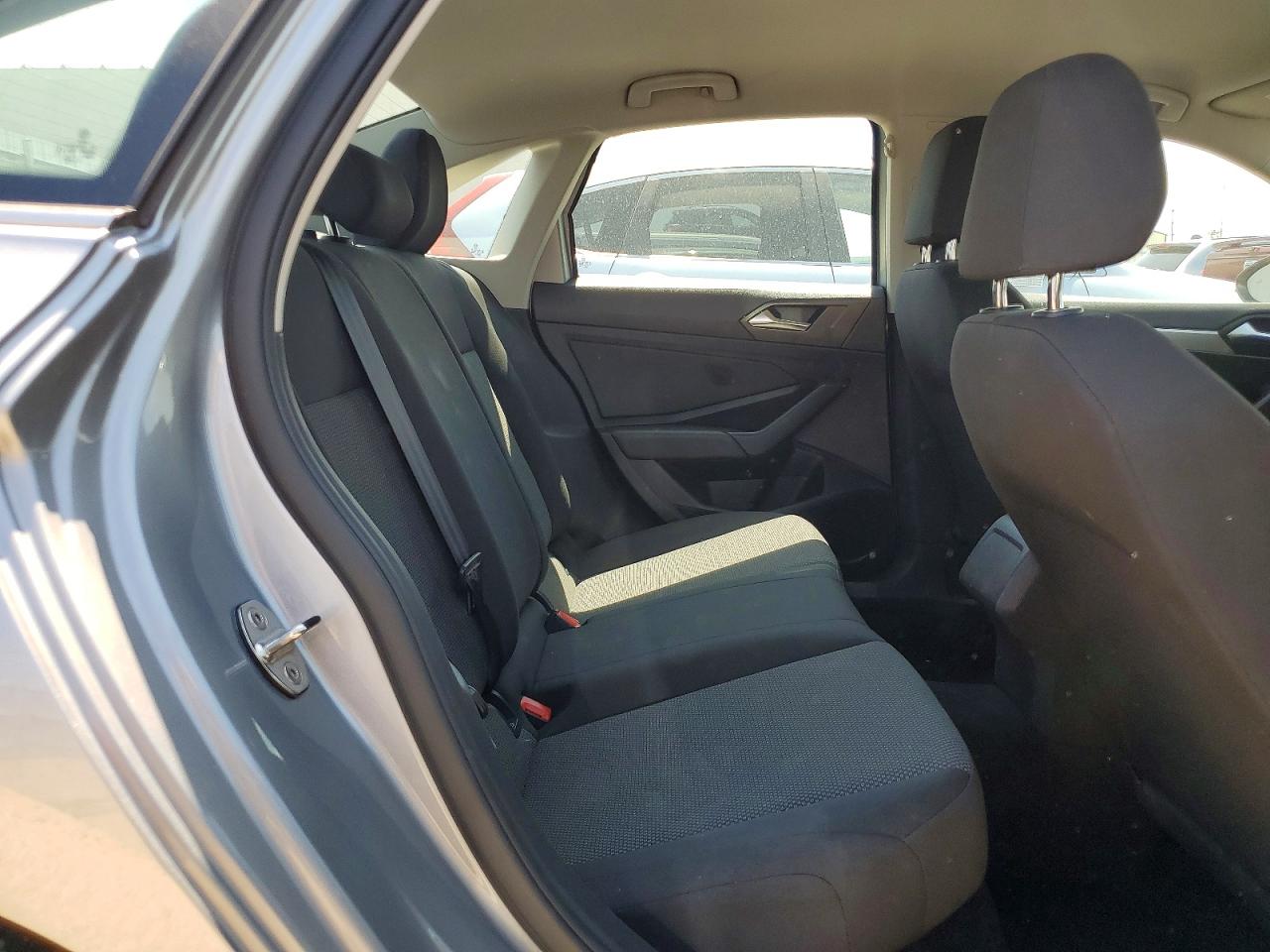 Volkswagen Jetta S