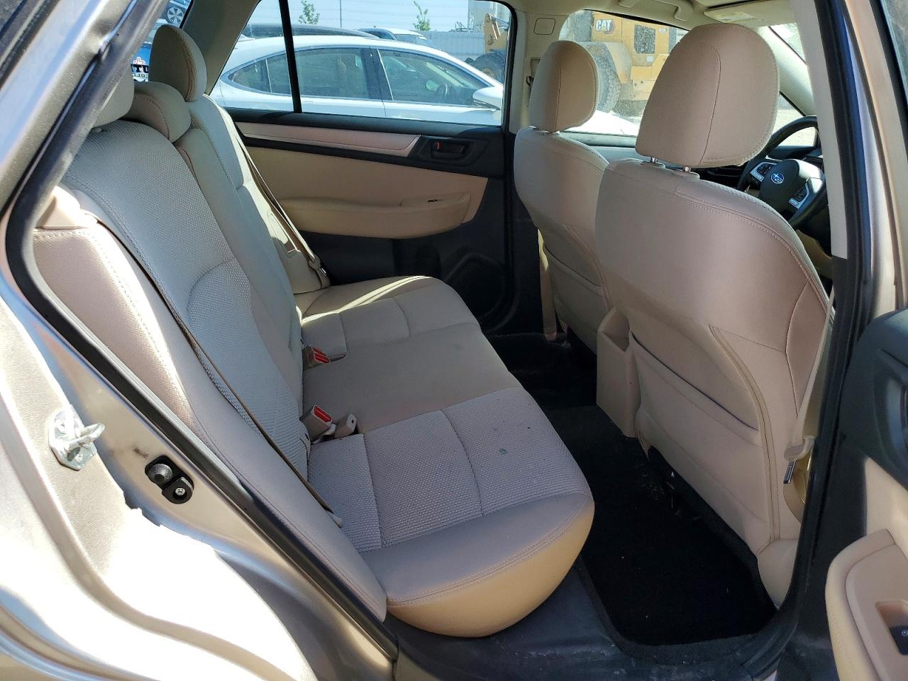 Subaru Outback 2.5i