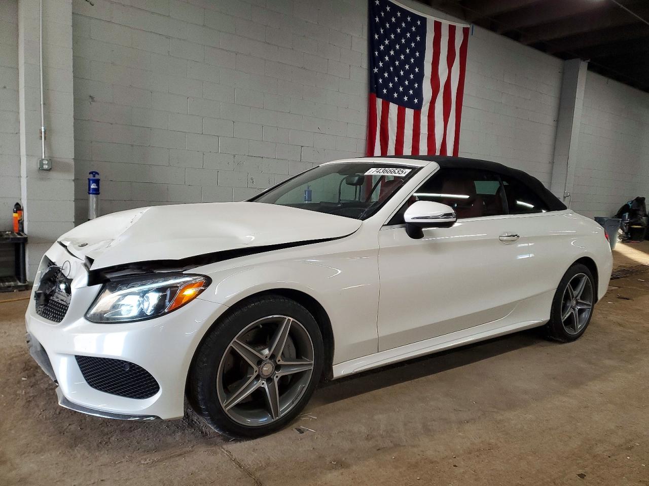 Salvage Mercedes-Benz C-Class Image
