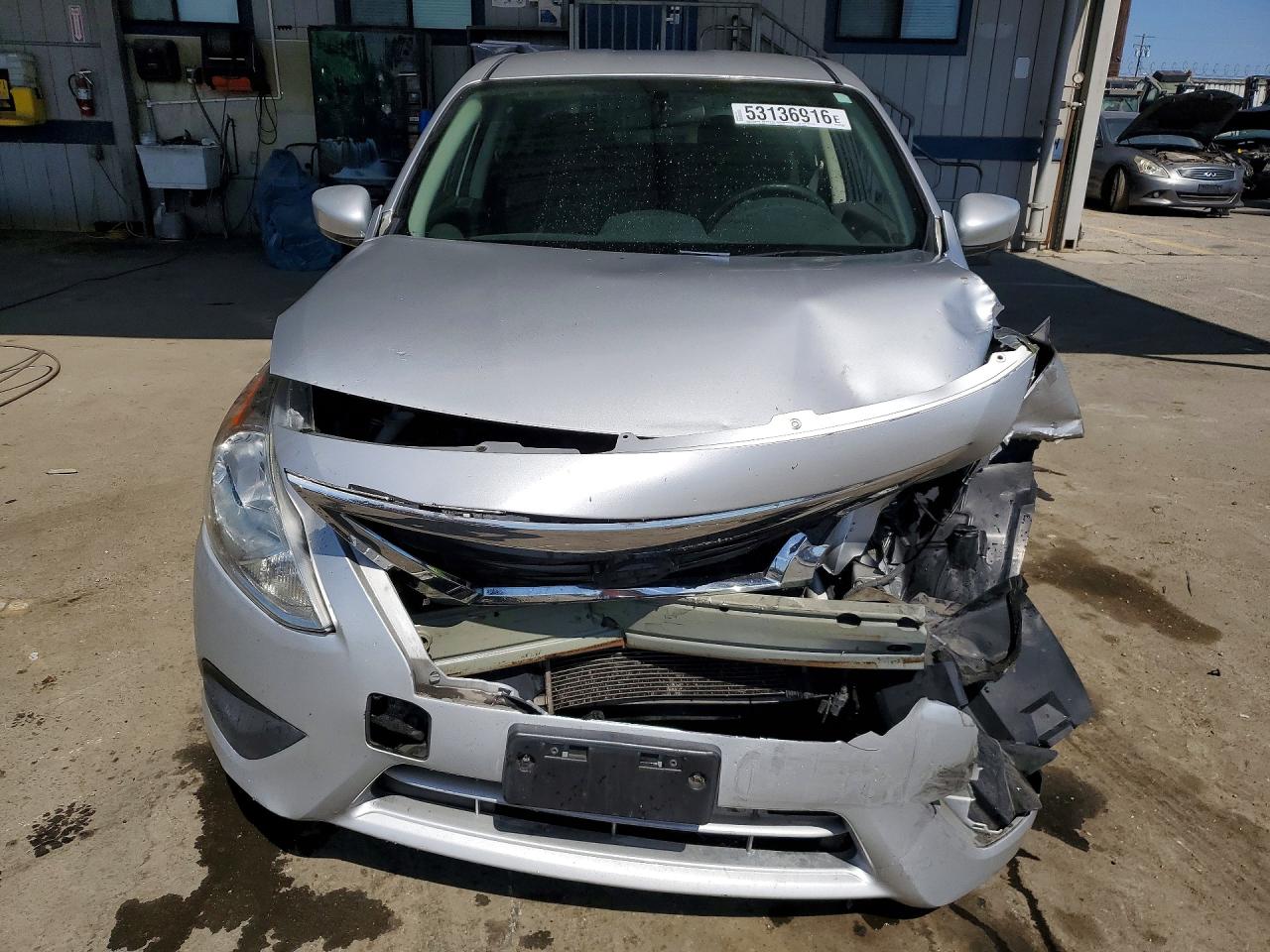Nissan Versa 1.6 Sv