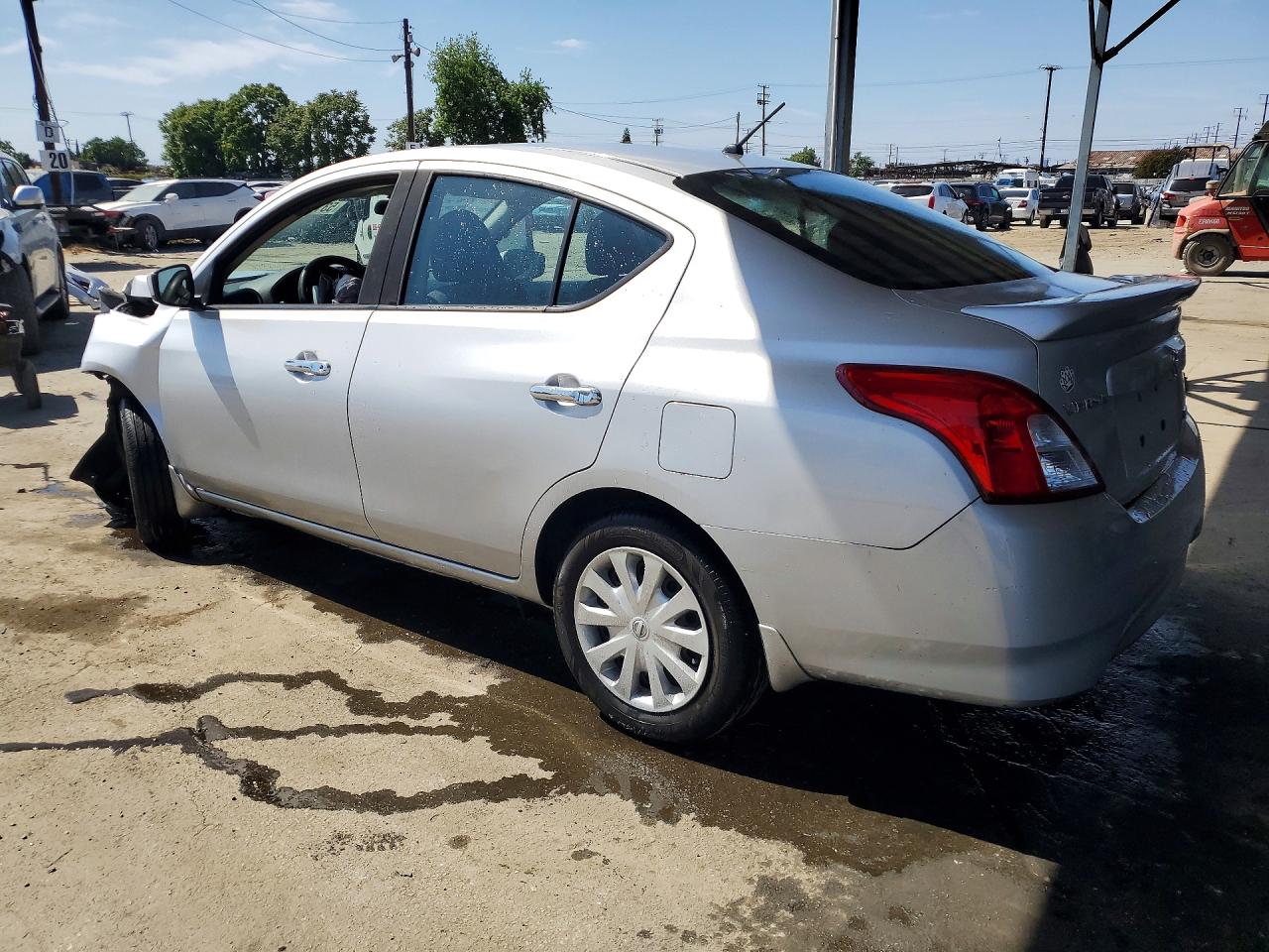 Nissan Versa 1.6 Sv