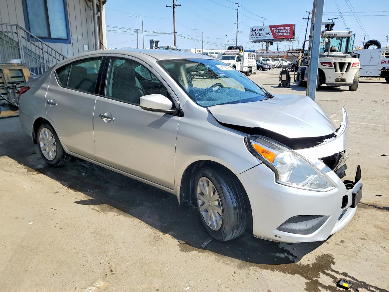 Nissan Versa 1.6 Sv