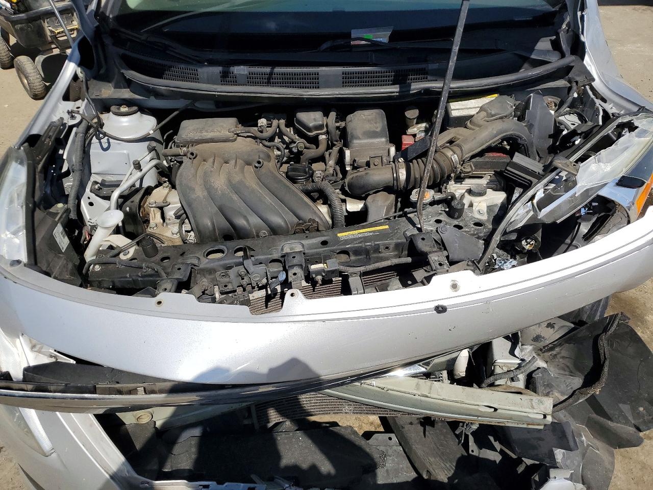Nissan Versa 1.6 Sv