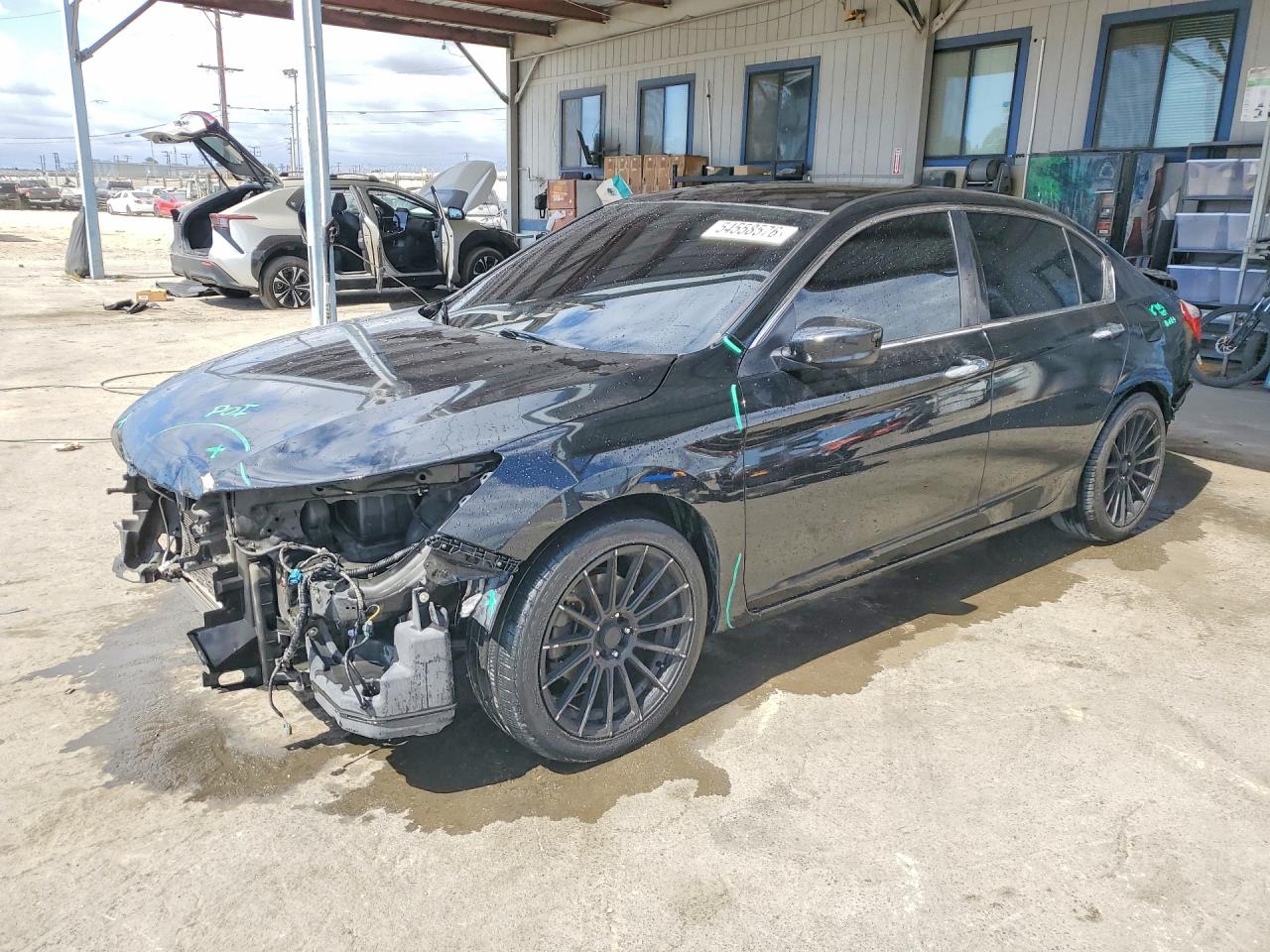 Salvage Honda Accord Image