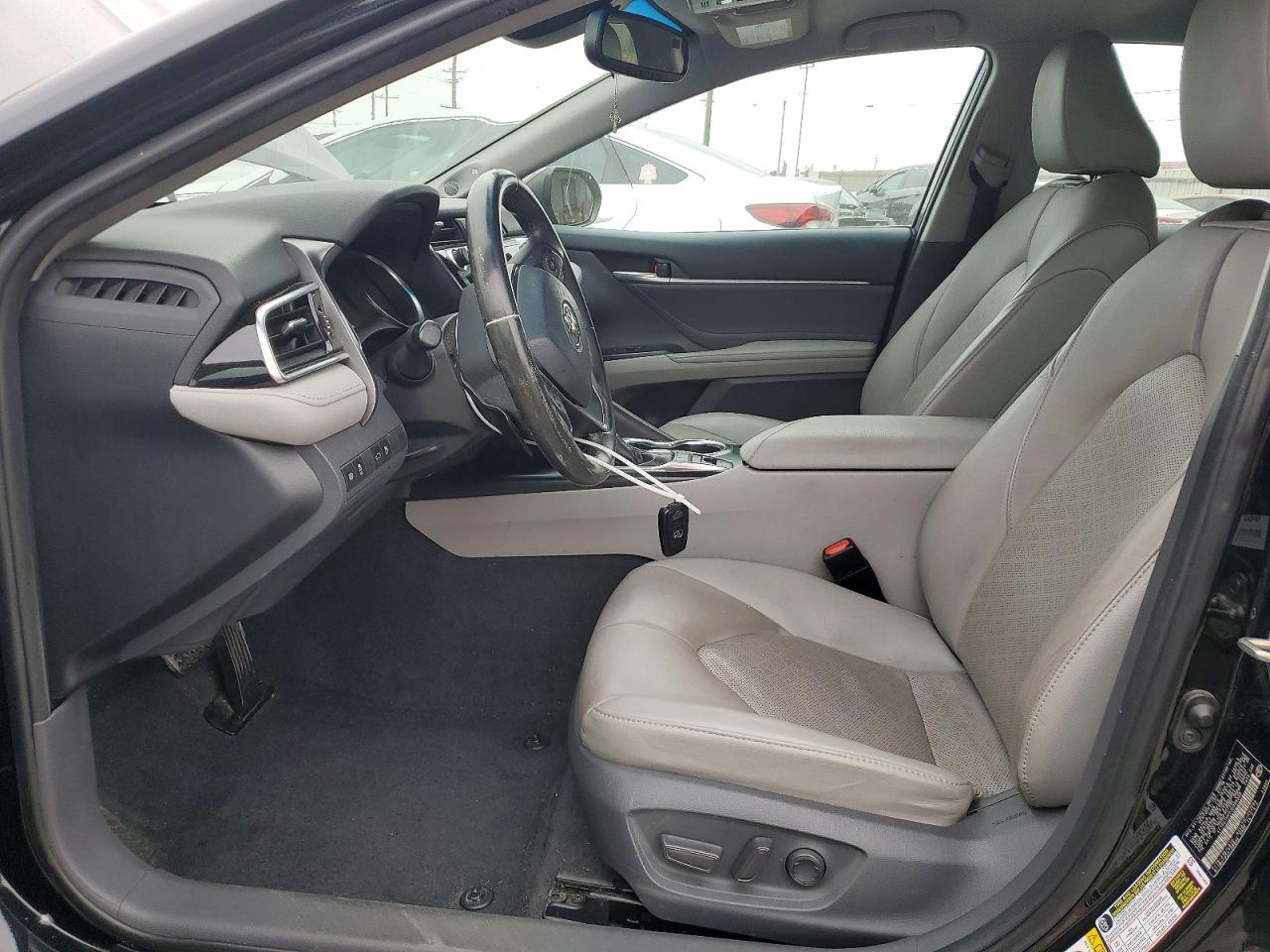 Toyota Camry Xse