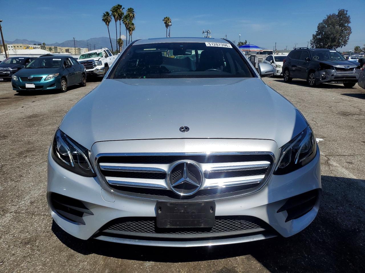 Mercedes-Benz E-Class 350