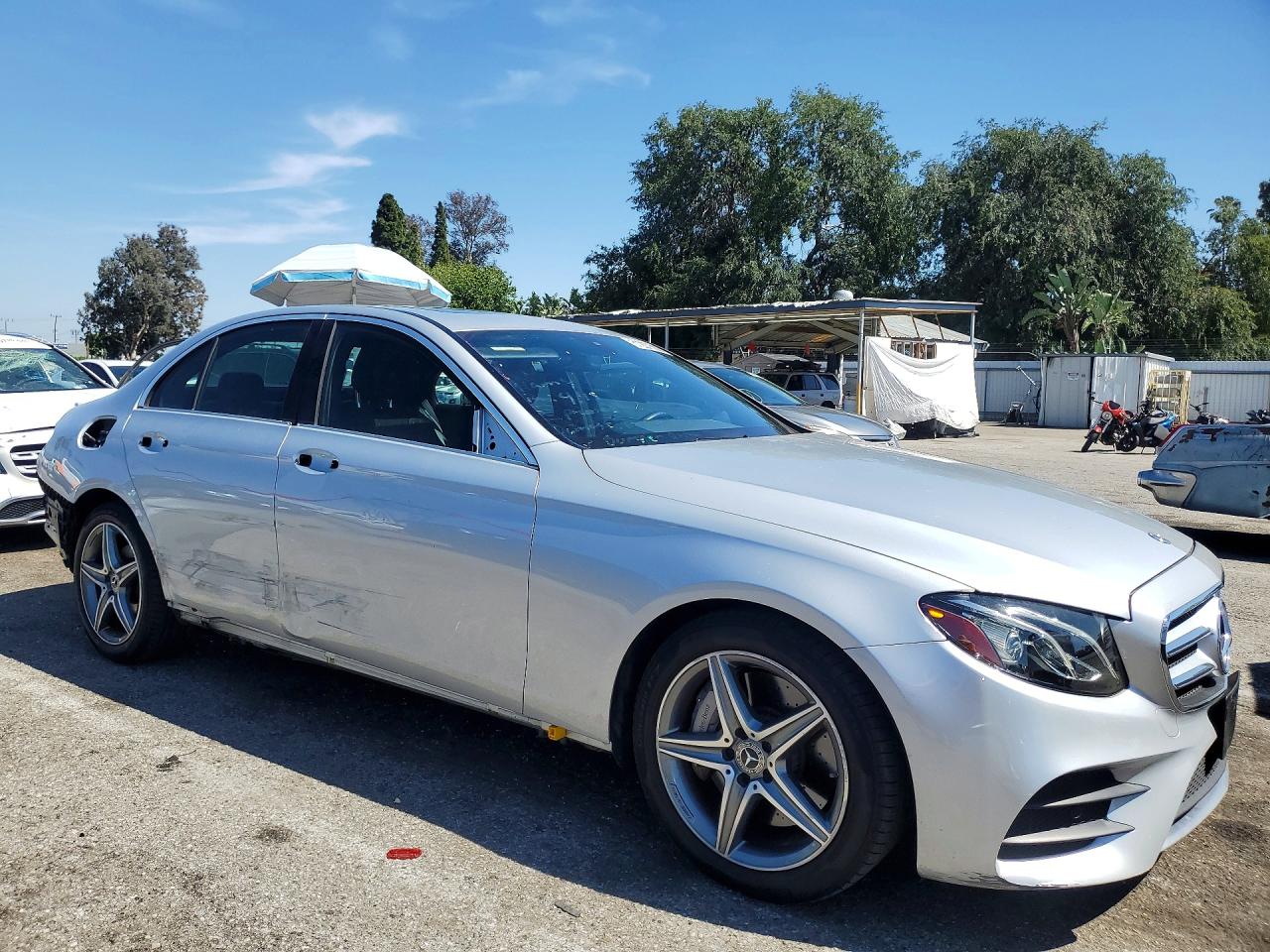Mercedes-Benz E-Class 350