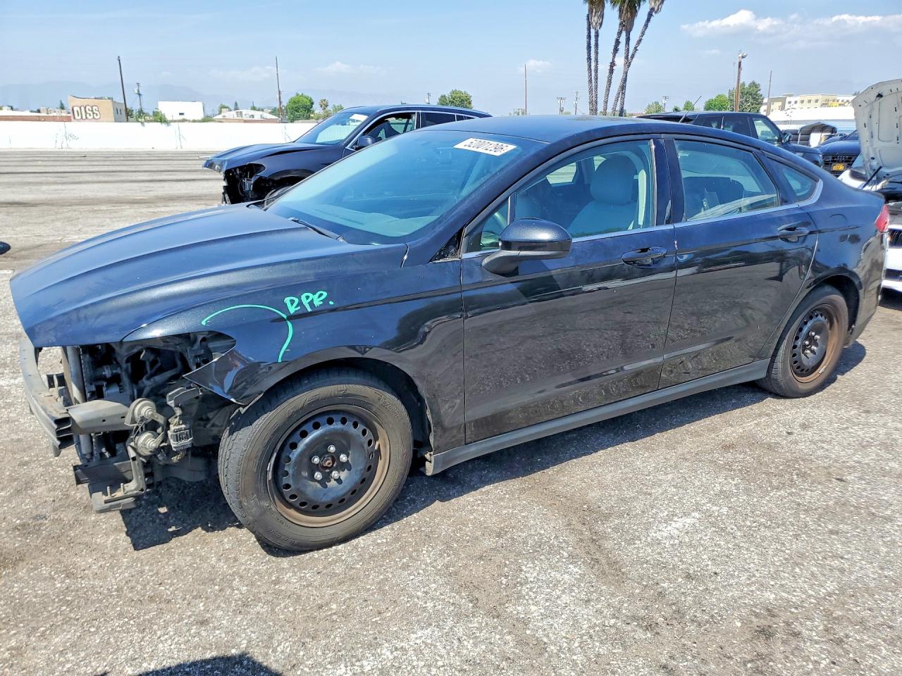 Salvage Ford Fusion Image