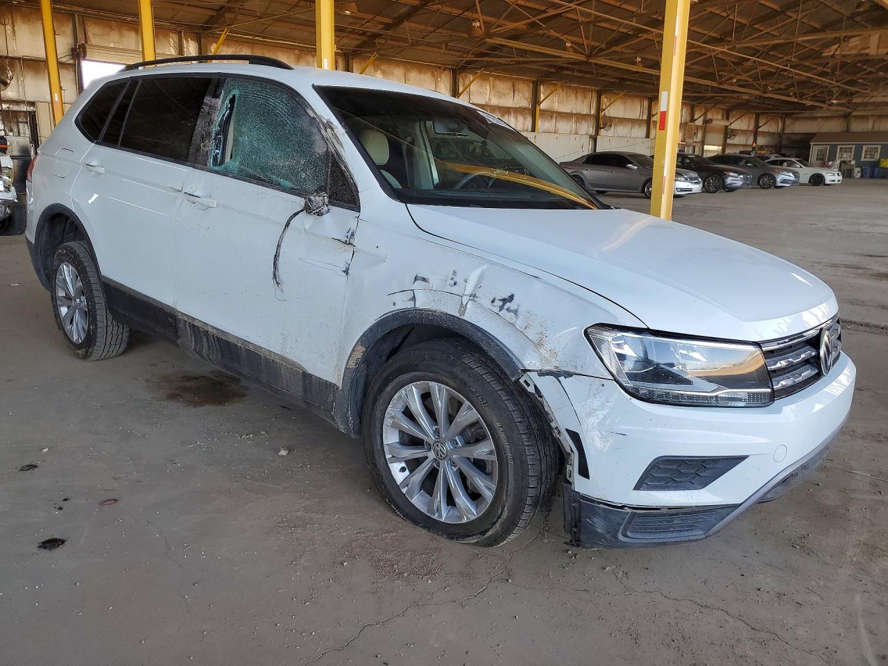 Volkswagen Tiguan S