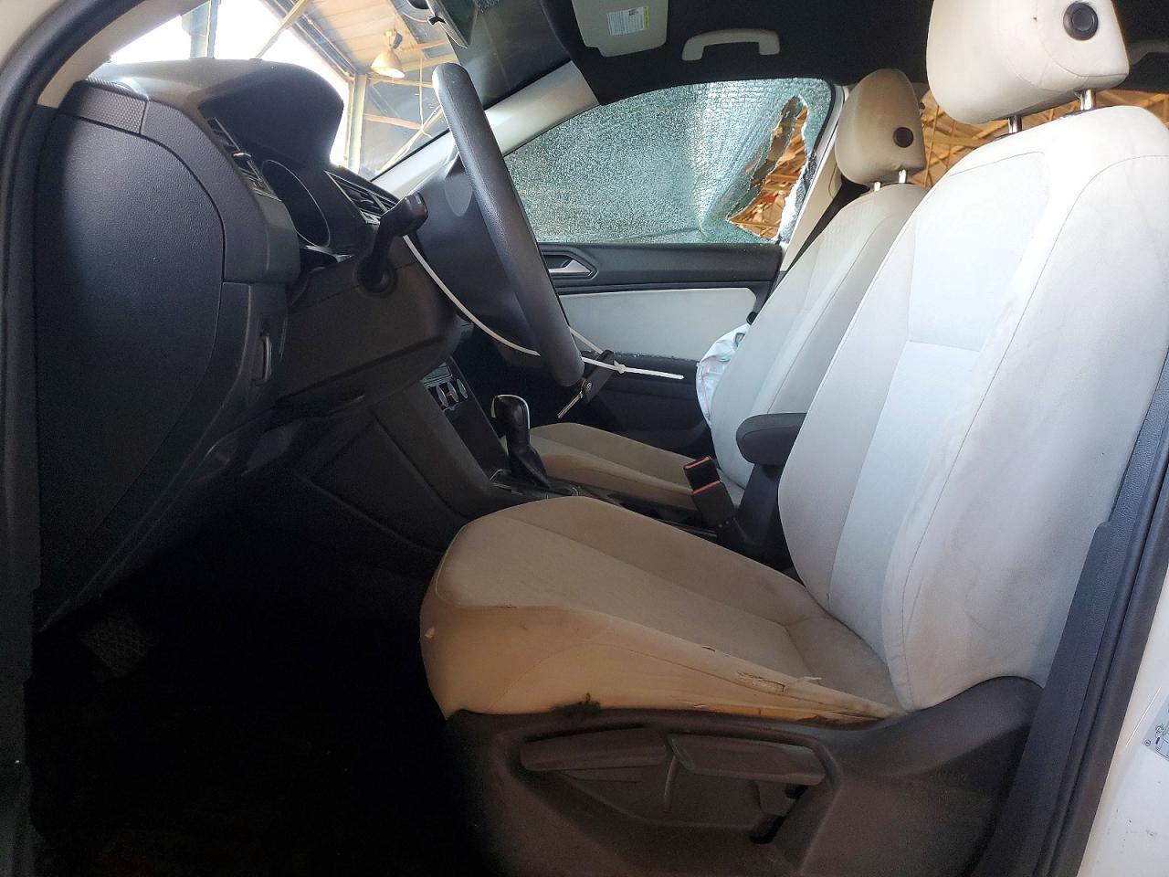 Volkswagen Tiguan S
