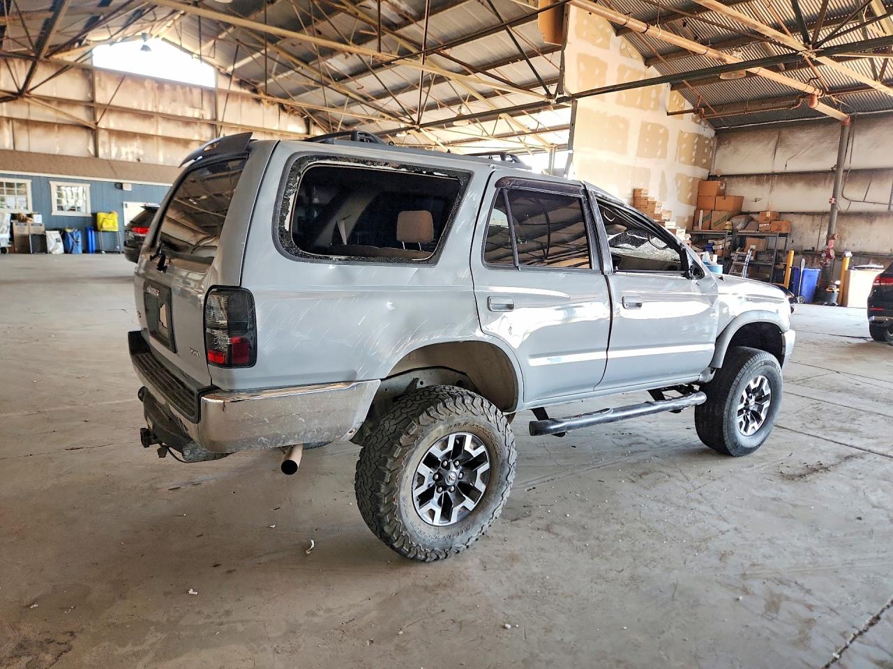 Toyota 4Runner Sr5