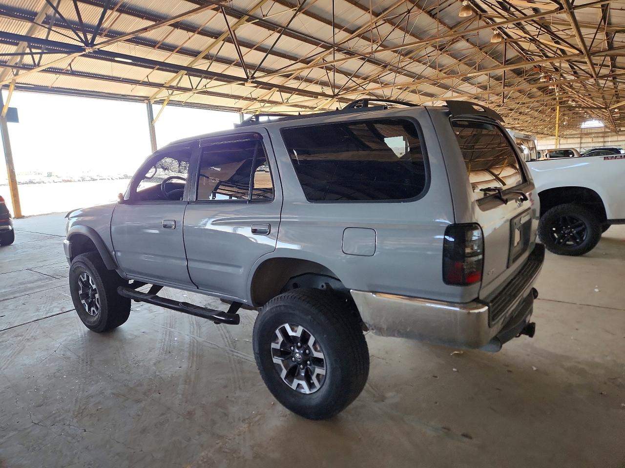 Toyota 4Runner Sr5