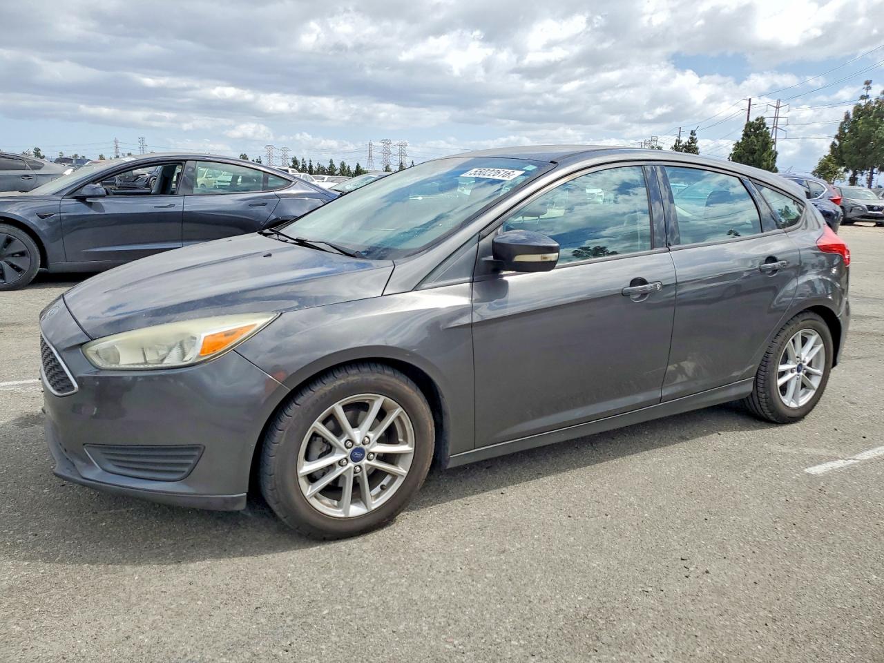 Salvage Ford Focus Image