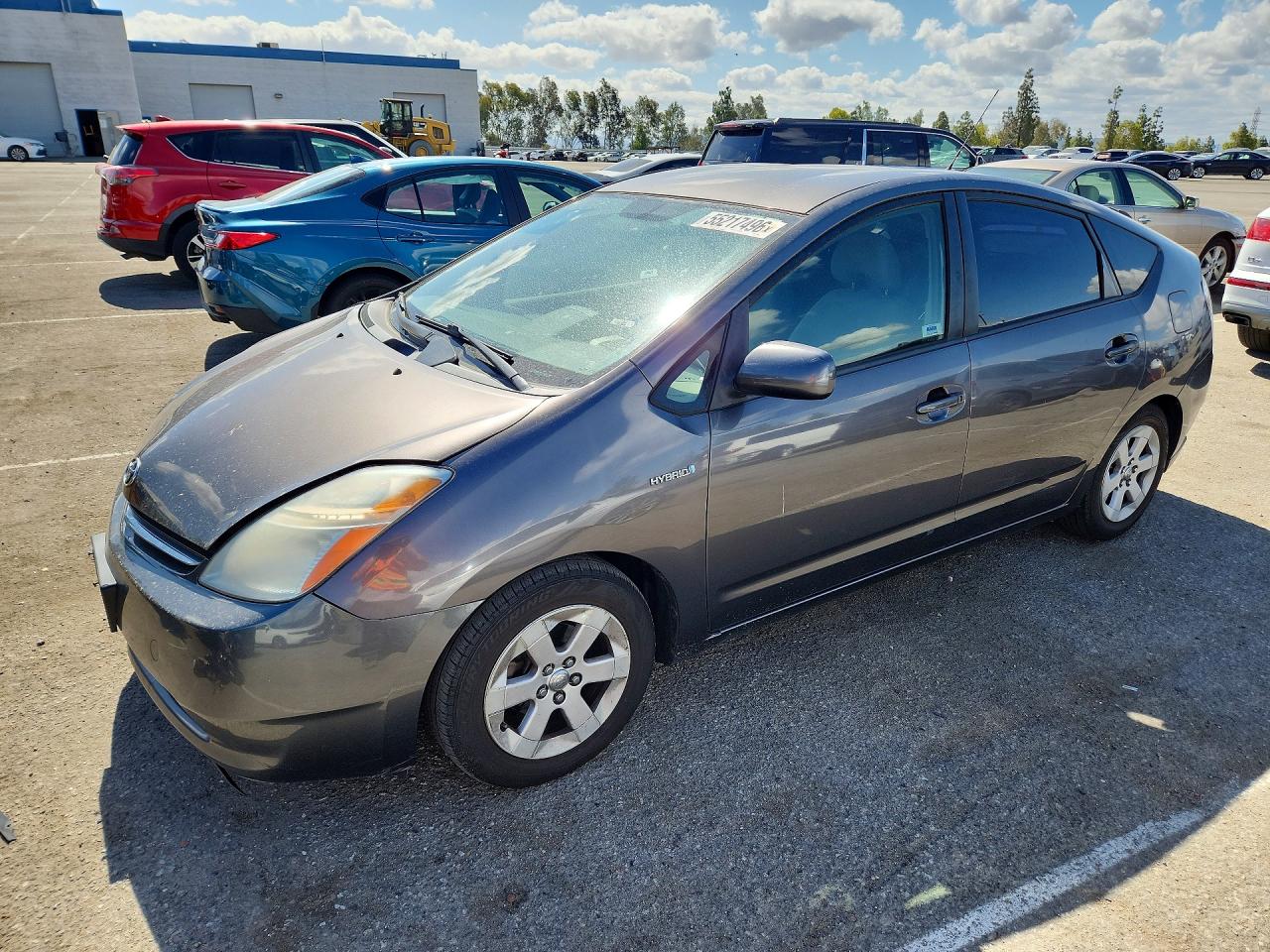 Salvage Toyota Prius Image