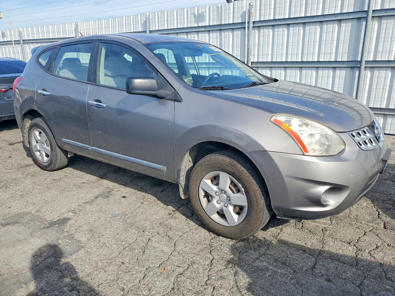 Nissan Rogue S