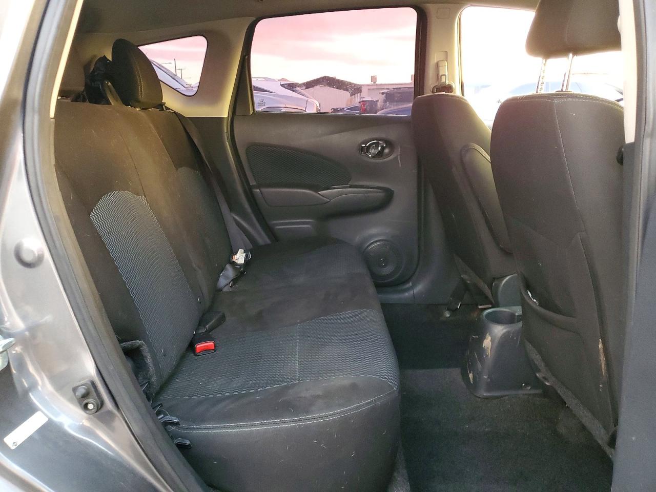 Nissan Versa
