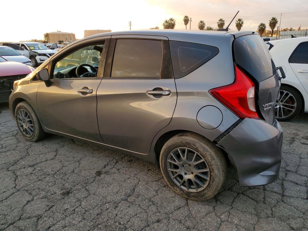 Nissan Versa