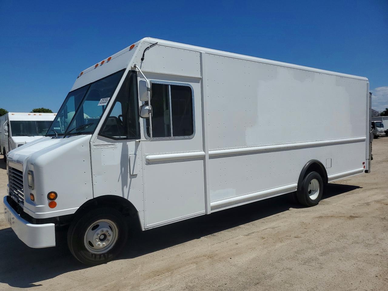 Salvage Ford Econoline Image