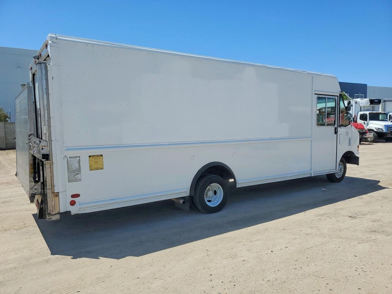 Ford Econoline E350 Super Duty Van