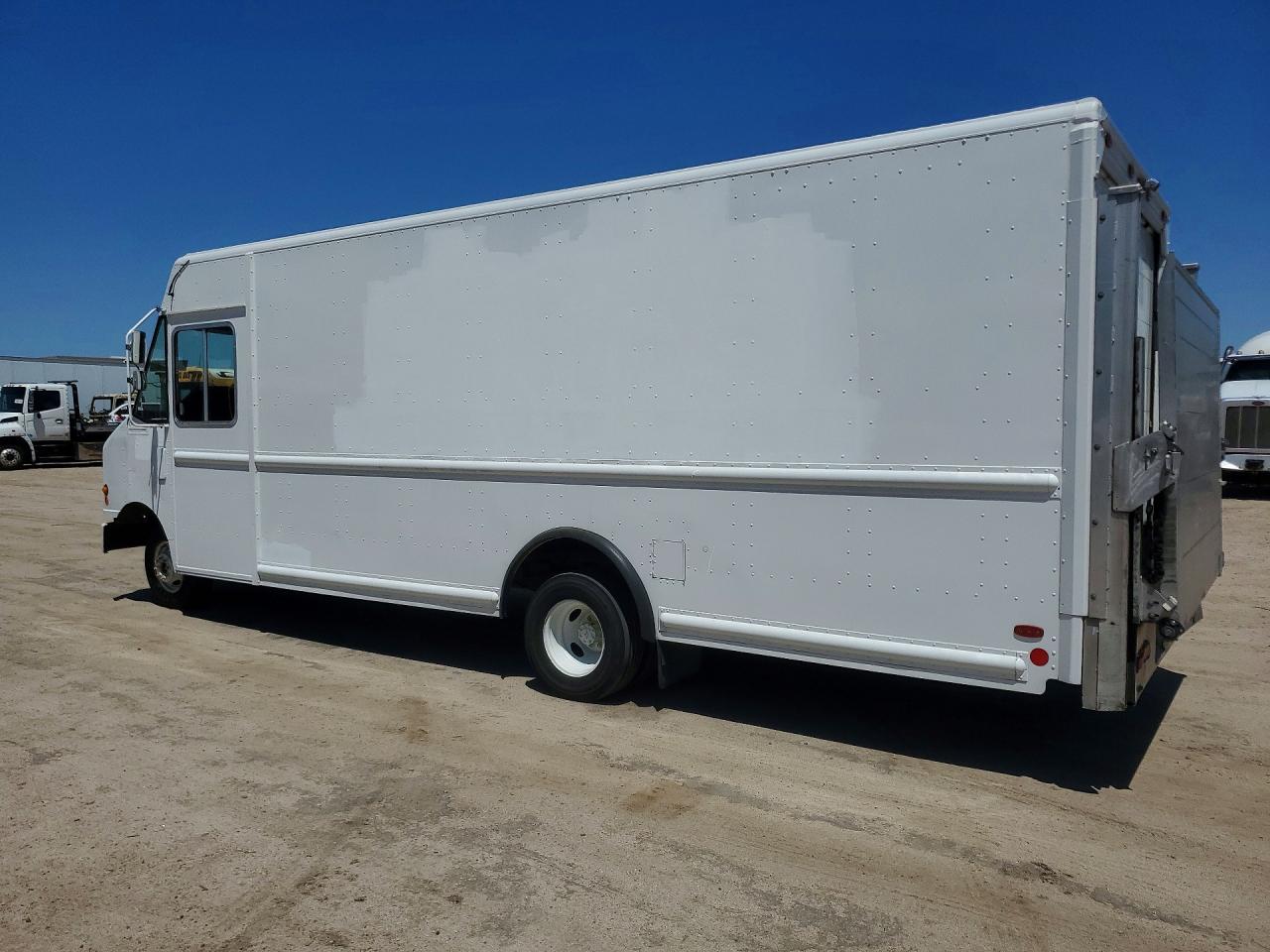 Ford Econoline E350 Super Duty Van
