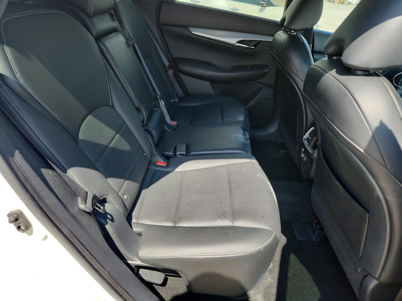 INFINITI Qx Essential