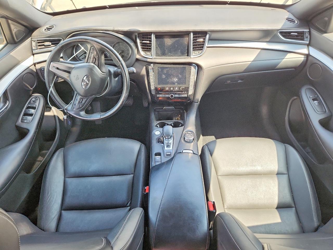 INFINITI Qx Essential