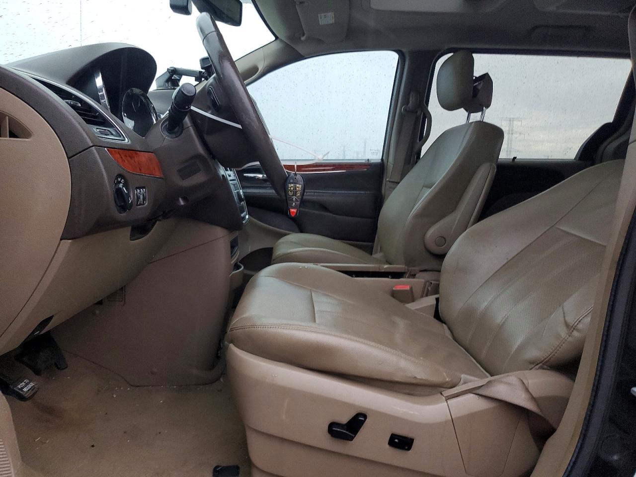 Chrysler Minivan Touring L
