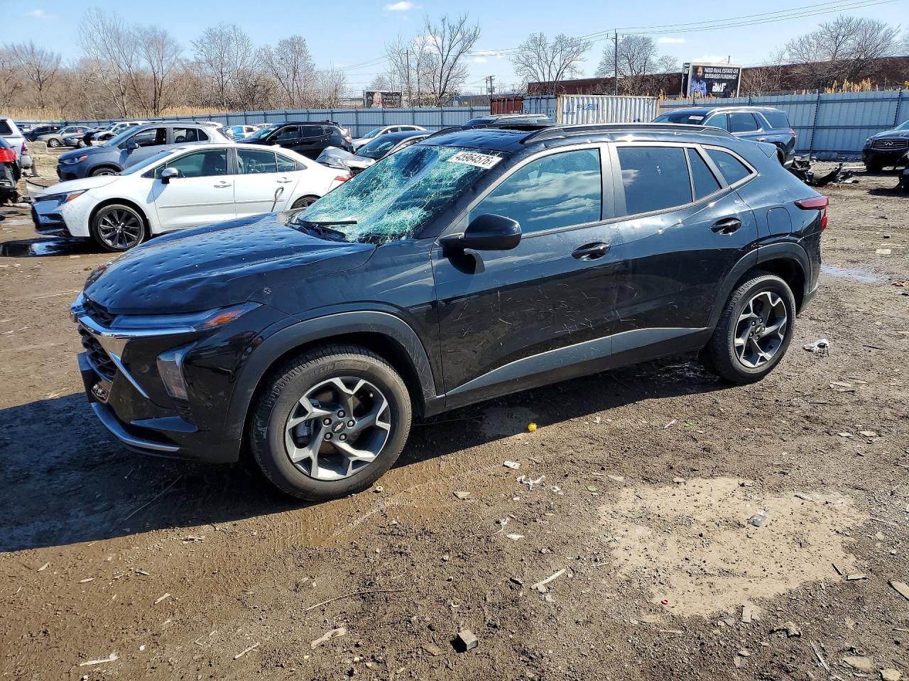 Salvage Chevrolet Trax Image