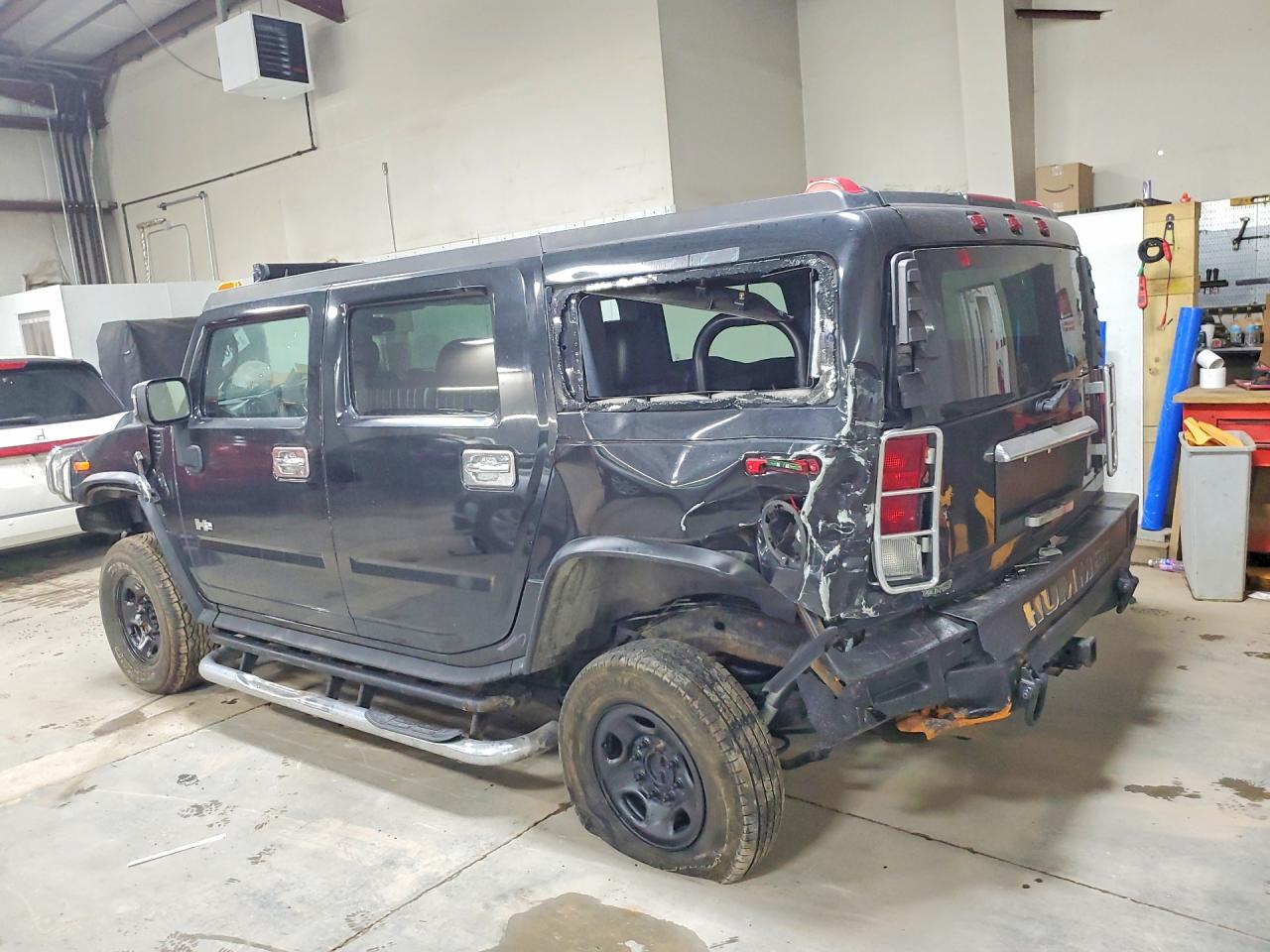 HUMMER H2