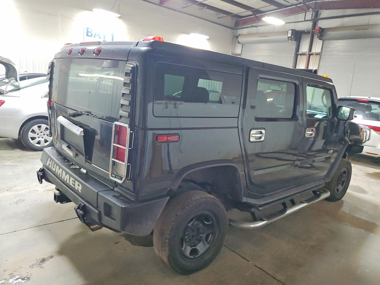 HUMMER H2