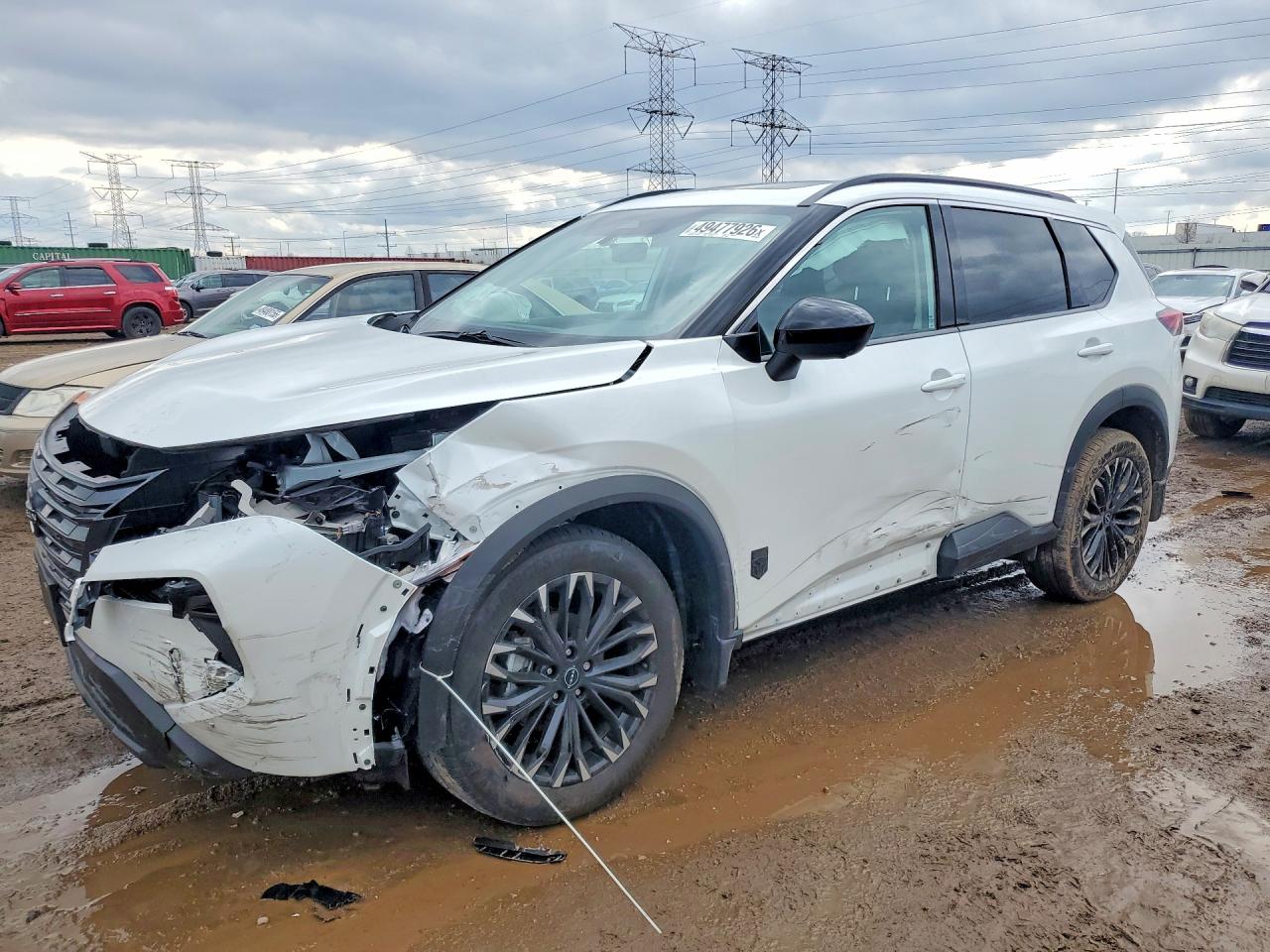 Salvage Nissan Rogue Image