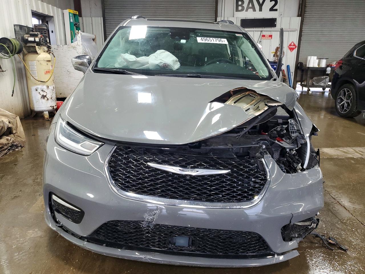 Chrysler Pacifica Limited