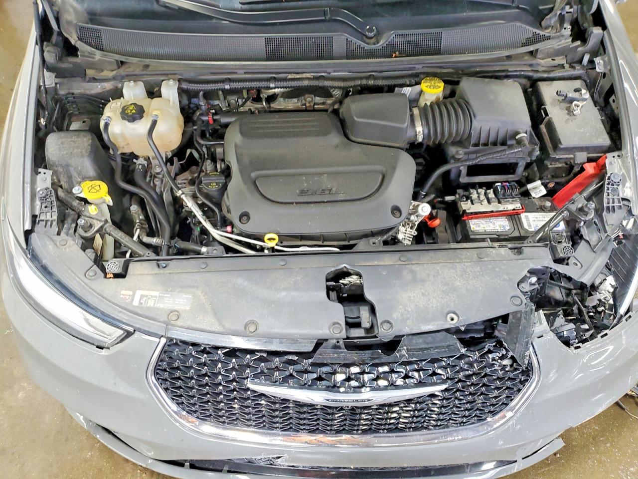 Chrysler Pacifica Limited