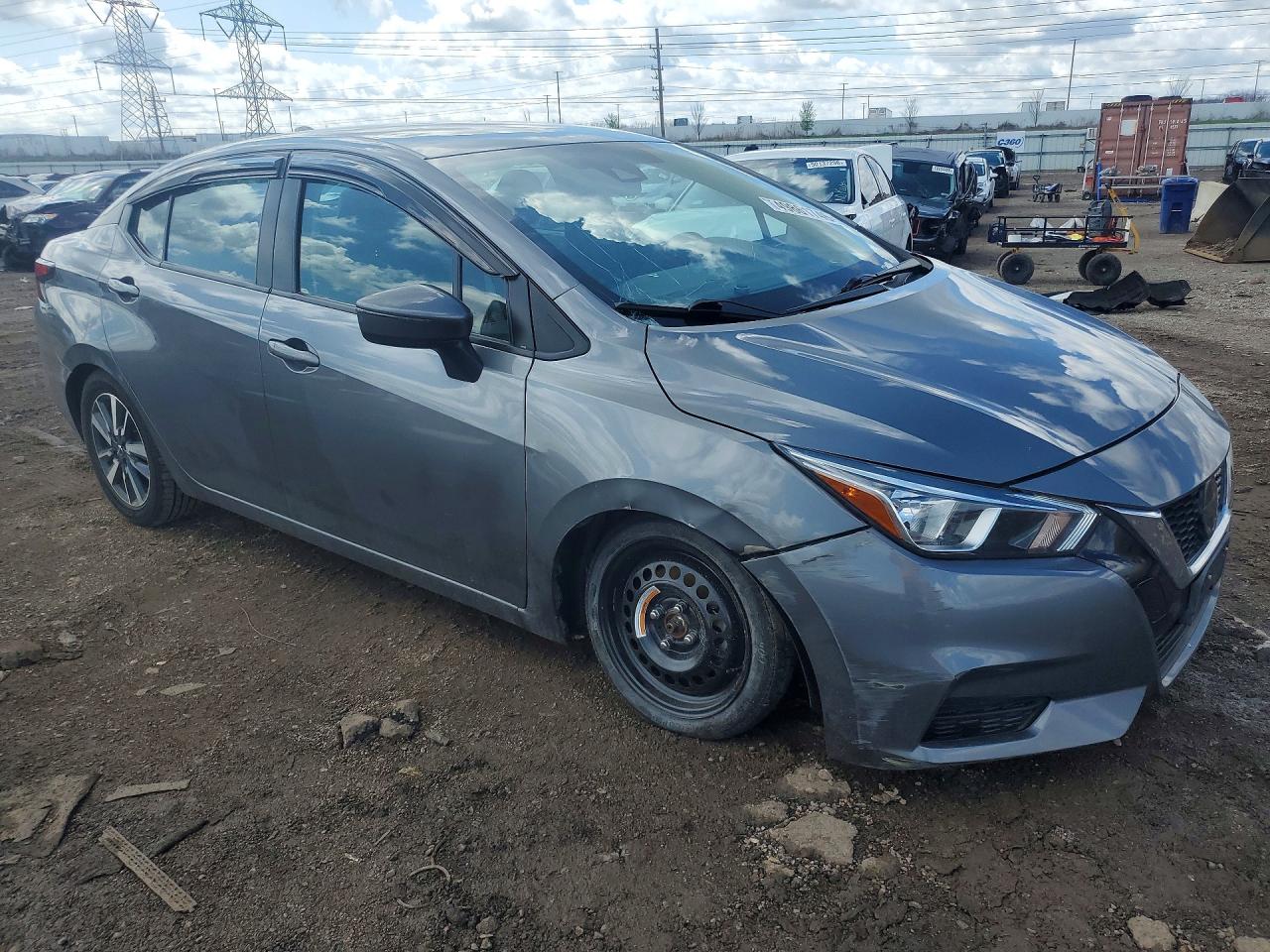 Nissan Versa Sv